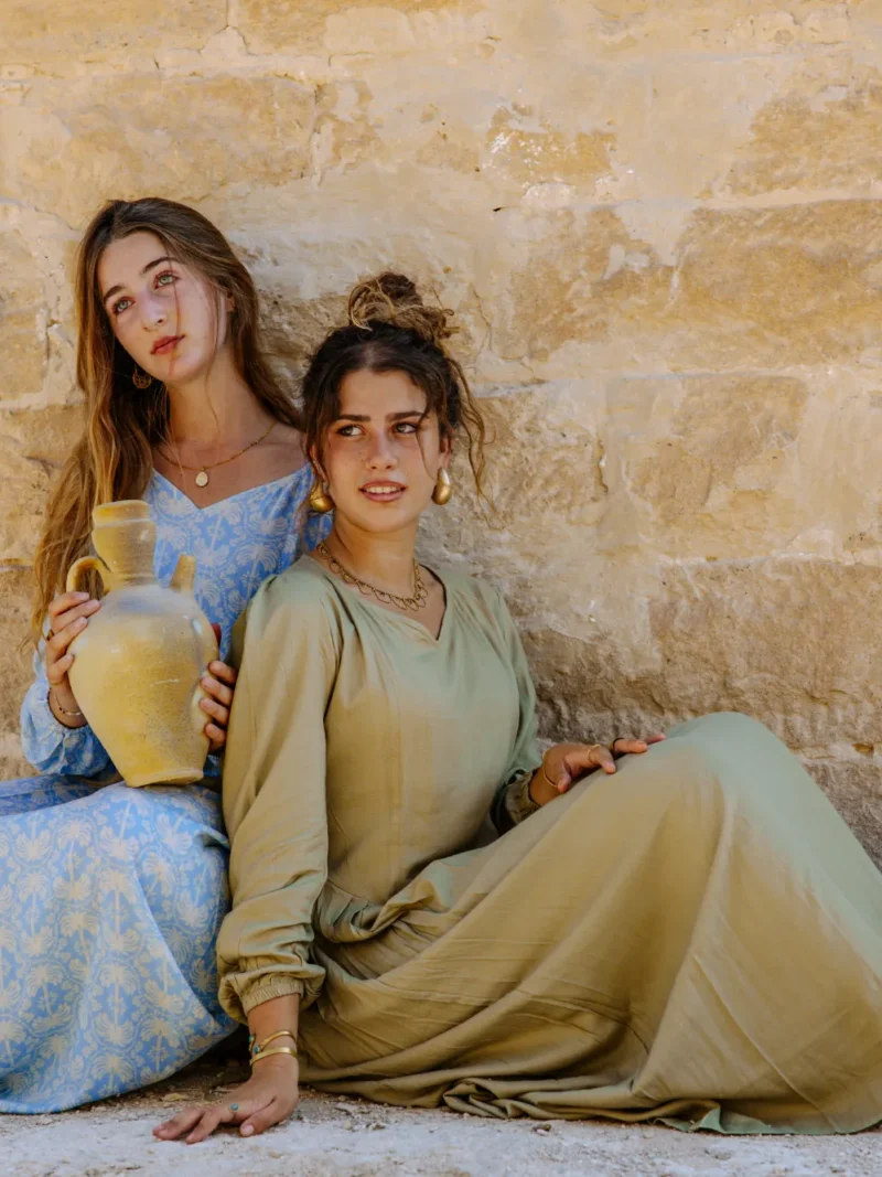 שמלת שקד
