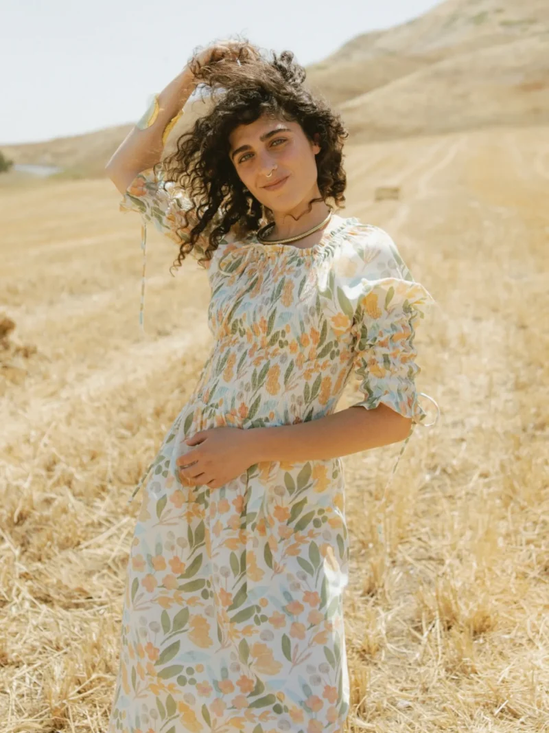 שמלה פרחונית